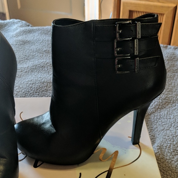 BCBGeneration booties - Picture 4 of 5